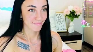 dragoncutey - Chat Latest Stream wildgirl tease fingerass tail