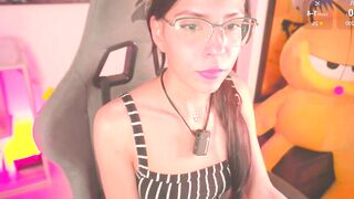 little_eli - Chat Latest Stream naturaltits cam model belly teen