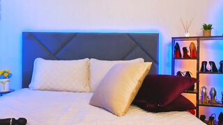 kira_sexxx - Chat Latest Stream pinkhair tiny shirt mistress