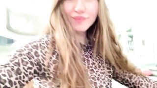 la_seductrice - Chat Latest Stream blowjob bigdildo exhibitionist legendsofruneterra