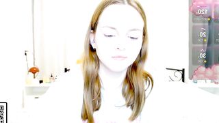 bae_cake_ - Chat Latest Stream Captured show come pretty flex