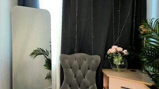 jennifer_shy_ - Chatr Online Stream openprivate quirky fuckmachine facesitting