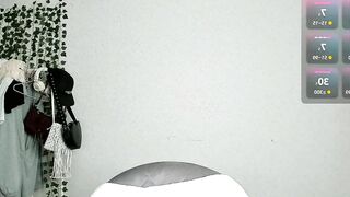 heavenlysky_ - Chatr Online Stream teasing Streaming archive request findom