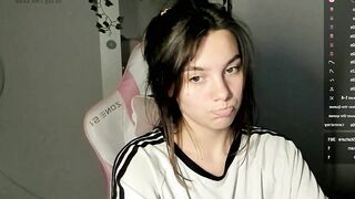 kesh_mne - Chatr Online Stream valorant fingerass rich brownhair