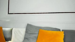 lunaonekiss - Chatr Online Stream pussyhairy inches thin piercing