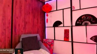 solosara8 - Chatr Online Stream smallbreasts strapon legs bush