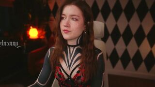 ynnenbrynn - Chatr Online Stream Web recording feetshow nerd naturalbigtits