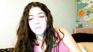 italiankittyx - Chatr Online Stream tease cougar inch hidden show