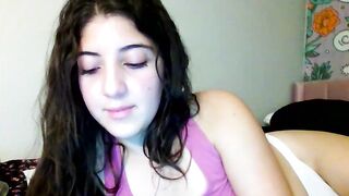 italiankittyx - Chatr Online Stream tease cougar inch hidden show