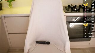 vasillisa - Live Chaturbate happy hugeboobs curves smiles