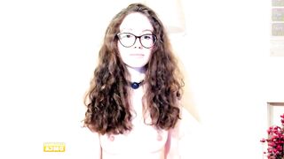 snowww_white - Live Chaturbate gamergirl toy funny roleplay