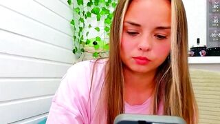 misss_viki - Live Chaturbate smiles hugeass str thin