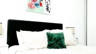 erikasweetie - Live Chaturbate interactivetoy tail come cumface