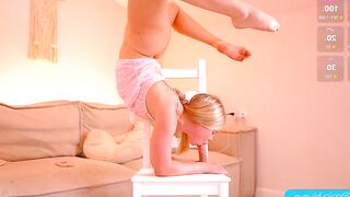 miablueye - Live Chaturbate bigpussy brownhair titties masturbating