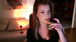 bitter_moon - Live Chaturbate lesbian hairy uncut spoilme