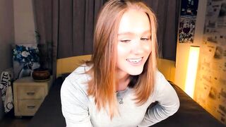 trinahillier - Live Chaturbate smiles sub slimbody arab