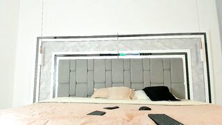 abril_victoria - Live Chaturbate sexyblonde pvtopen dom balls