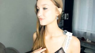 alicemelison - Live Chaturbate friendly mistress girl spit