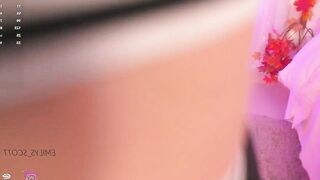 emilys_scott - Live Chaturbate shirt brunette bigclit little