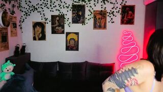 kira_kick - Live Chaturbate shy request striptease kiss