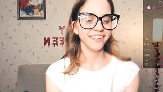 cutefluffy - Live Chaturbate bigass spank manyVids puffynipples