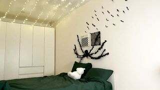 monnymoonn - Live Chaturbate strapon newmodel flash pinkhair