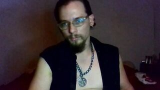 azazel_pyro - Live Chaturbate cc houseparty belly handjob