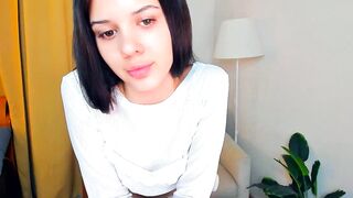 softlyy_bold - Live Chaturbate show facecute skinny Webcast footage