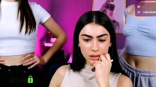 flora_ri - Live Chaturbate hotwife bigbulge sexy conversation