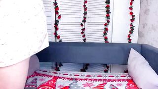 sofia_here - Live Chaturbate cashpig bignaturalboobs facesitting slimbody