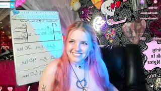 artsyheartsyy - Live Chaturbate kinky bigtoy abs splits