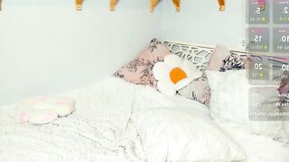 flawfull - Live Chaturbate webcam moaning nerd pretty