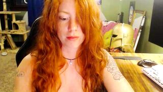 astraeasiren - Live Chaturbate deepthroat webcam wife ohmibod