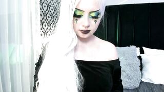 adeelinee - Live Chaturbate bigbooty tall nature tight