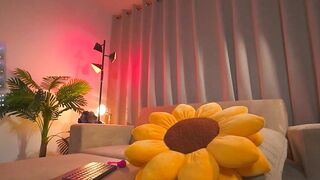 danii_xoxo - New Live Chaturbate sweet shaved hairyarmpits Webcam snapshot