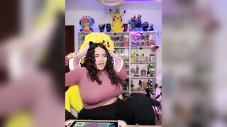 Sweet_sully__ - My Stripchat Stream big-ass big-ass-big-tits anal-fingering erotic-dance upskirt