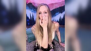 ItsDanniG - My Stripchat Stream big-tits-white doggy-style big-tits-handjob mobile-milfs masturbation