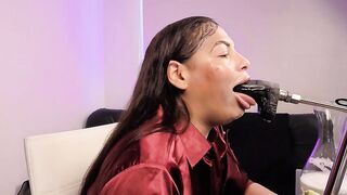 Anabel693 - My Stripchat Stream dildo-or-vibrator-deepthroat big-ass-big-tits titty-fuck small-audience nylon