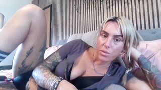 poppyinga1 - My Stripchat Stream foot-fetish white athletic blondes-milfs big-ass-milfs