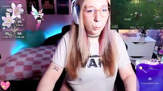 JustKerry - My Stripchat Stream middle-priced-privates-white twerk-milfs hairy-blondes video-games bisexuals