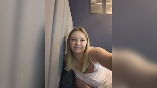 Sky25x - My Stripchat Stream dildo-or-vibrator-milfs moderately-priced-cam2cam lovense middle-priced-privates-milfs erotic-dance