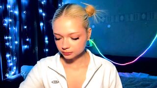 suzannabarmes - New Live Chaturbate bisexual chill cut feets