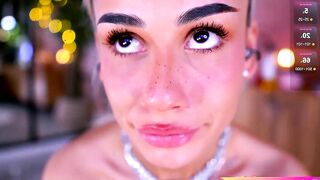 serene_sophiex - New Live Chaturbate cam model quirky curvy titties