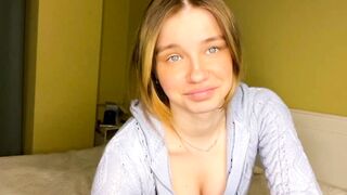 laurineleconey - New Live Chaturbate orgasm oil babe gamer