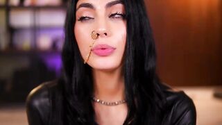 RavennaDArcy - My Stripchat Stream doggy-style big-tits cock-rating long-hair cock-rating