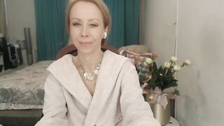 LuxuryNika - My Stripchat Stream squirt squirt-white fingering oil-show squirt-mature