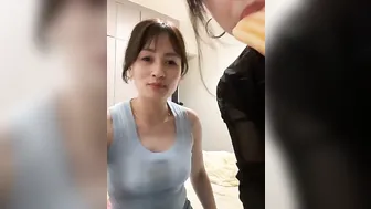 Videos Tagged with huihui_520
