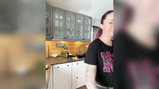 GermanMilfJasmin - My Stripchat Stream striptease-milfs foot-fetish deluxe-cam2cam brunettes new-white