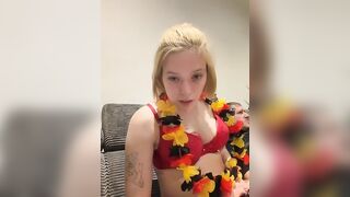 jessebell2003 - Stripchat Models small-audience foot-fetish lovense kissing heels