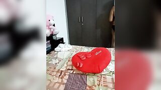 Urmila_kannada_telugu - Stripchat Models big-ass-indian milfs medium hairy cam2cam